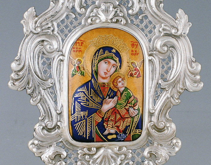 Pililla Ref.152 Virgen del perpetuo socorro. Esmalte pintado. 14x20cm